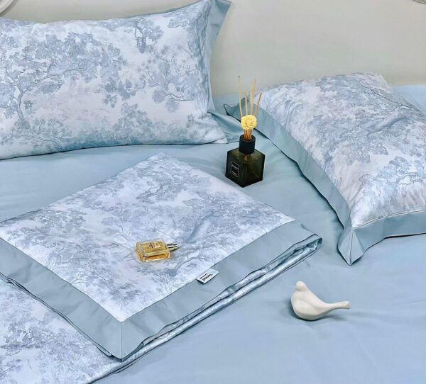 Комплект постельного белья Dior tencel с одеялом ЕВРО - Постельное бельепремиум класса - Outlet collection